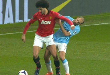 Fellaini thoát án phạt dù chơi cùi chỏ vào mặt Zabaleta